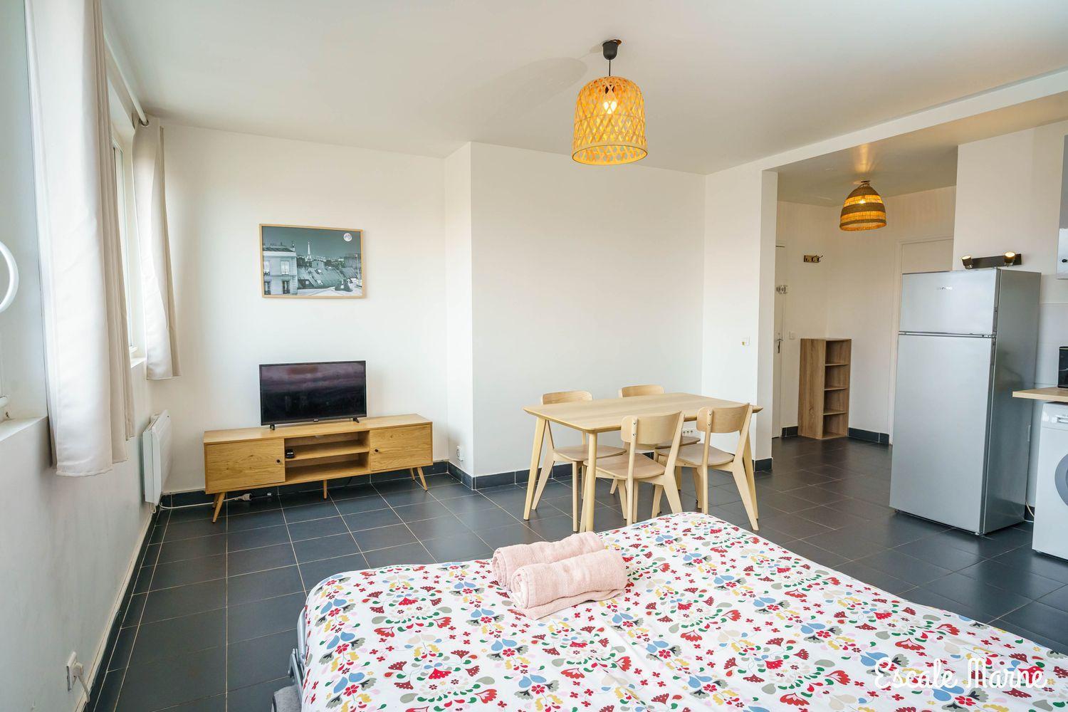 Escale-Marne Fr - 101 - Free Parking - Free Luggage Storage - All Equipped - Linen Included - Washing Machine - Luxury Eve Sleep Mattress 160X200 - 10Mn Walk Metro 8 - Rer A - Panoramic View - From 1 To 4 Guests メゾン・アルフォール エクステリア 写真