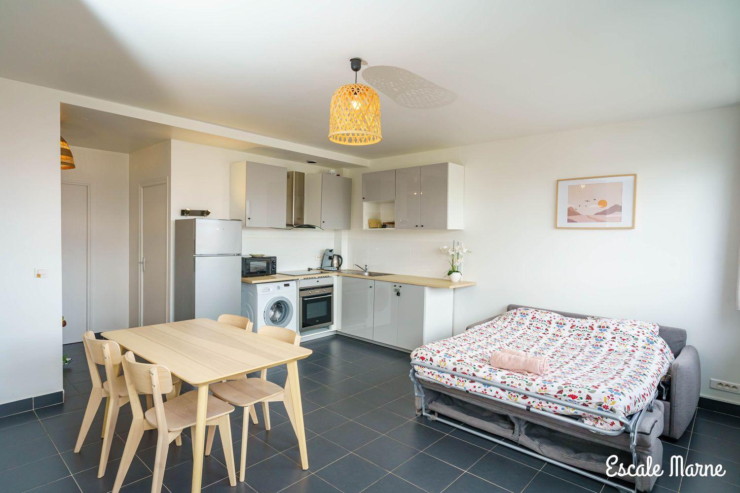 Escale-Marne Fr - 101 - Free Parking - Free Luggage Storage - All Equipped - Linen Included - Washing Machine - Luxury Eve Sleep Mattress 160X200 - 10Mn Walk Metro 8 - Rer A - Panoramic View - From 1 To 4 Guests メゾン・アルフォール エクステリア 写真